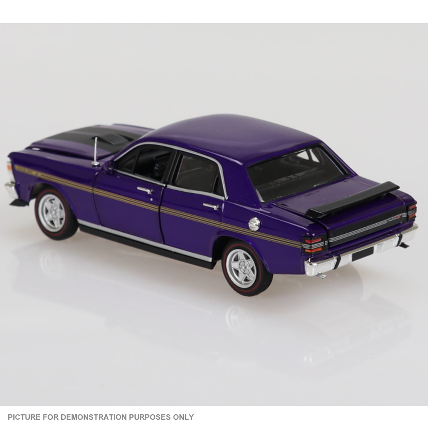 DDA Collectibles Series - 1:32 Purple with Gold Stripes FORD XY GTHO Phase III Falcon