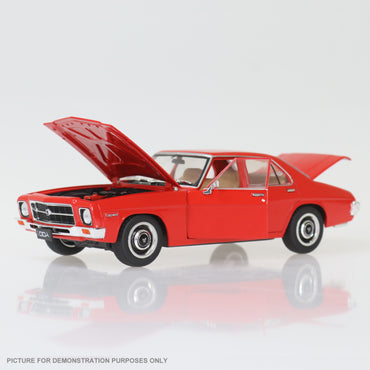 DDA 1:24 Red HQ Holden Kingswood 4 Door Fully Detailed Opening Doors, Bonnet and Boot