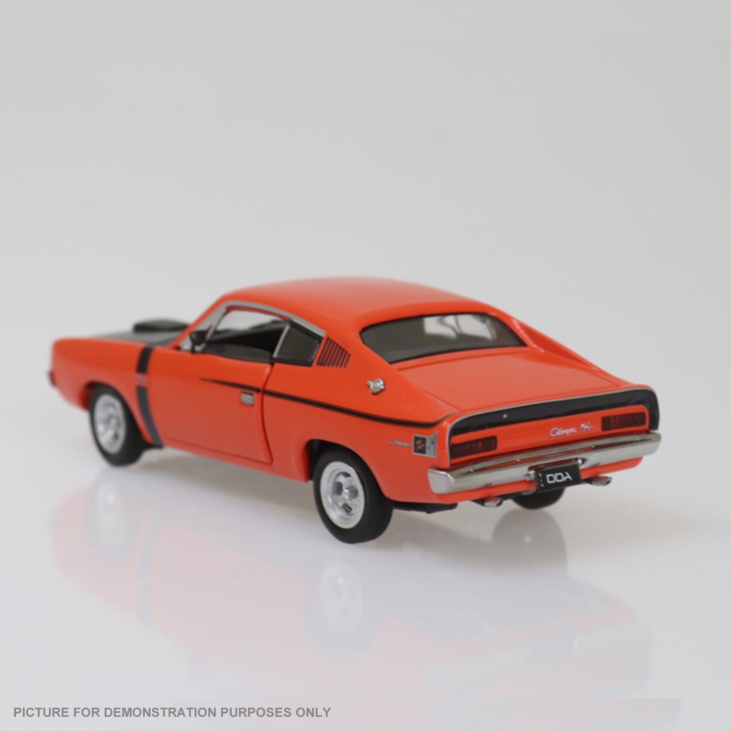 DDA Collectibles Series - 1:32 Orange E38 Valiant Charger Fully Detailed Opening Doors & Bonnet
