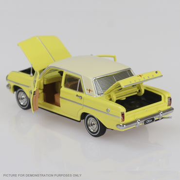 DDA Collectibles Series - 1:32 Yellow EH Sedan Premier Fully Detailed