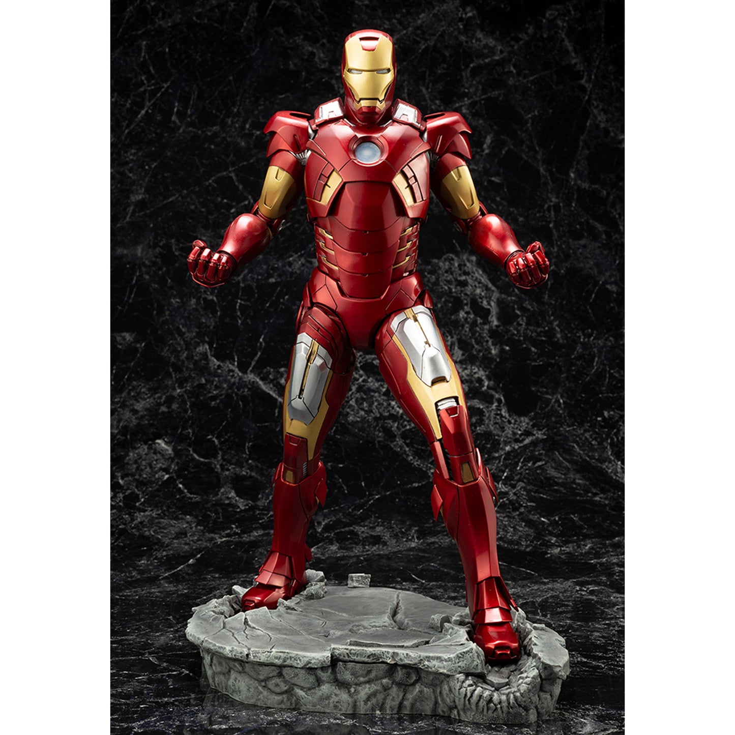 Kotobukiya Marvel Avengers Movie Iron Man Mark 7 ArtFx Statue