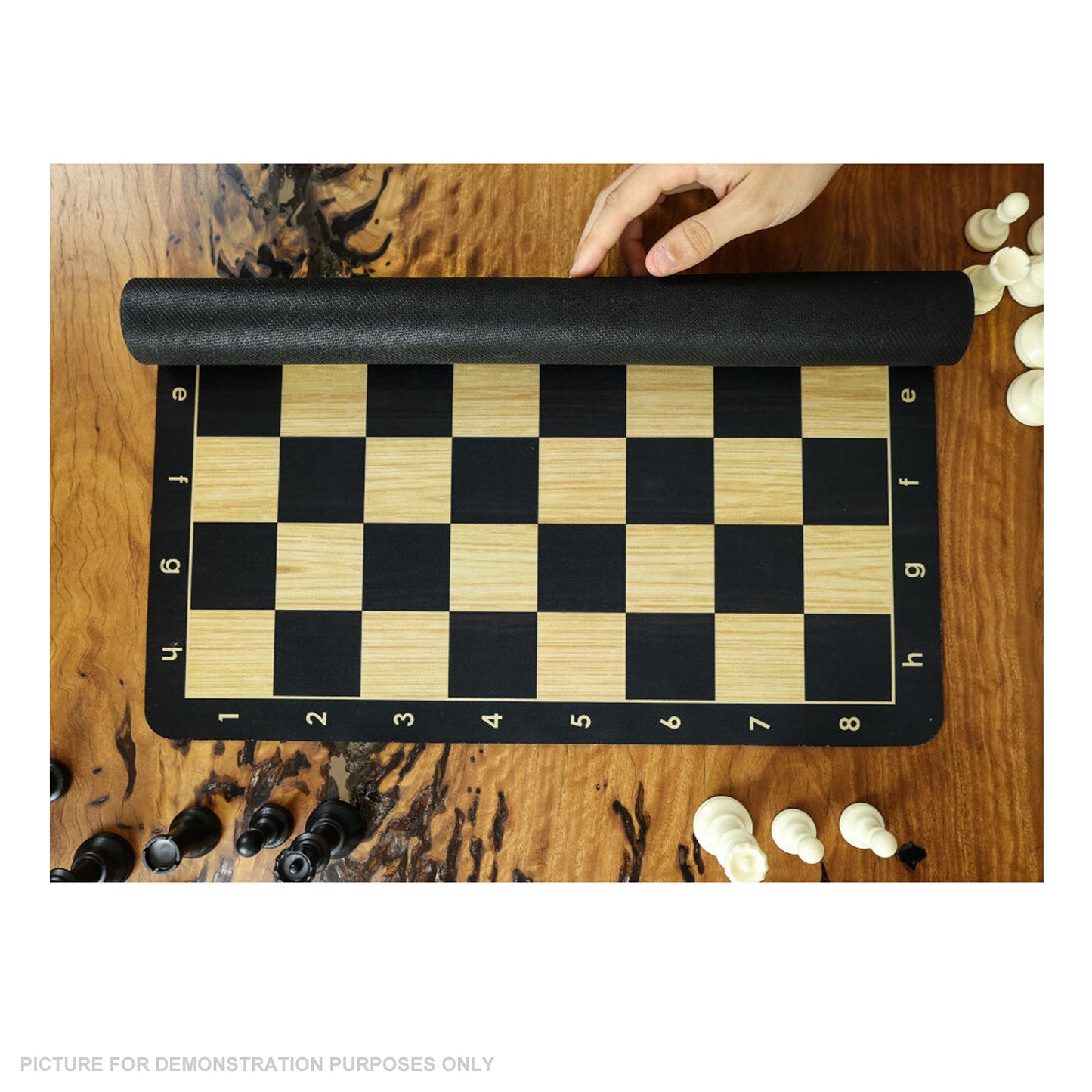 LPG Classics Club Chess Set - Black Woodgrain