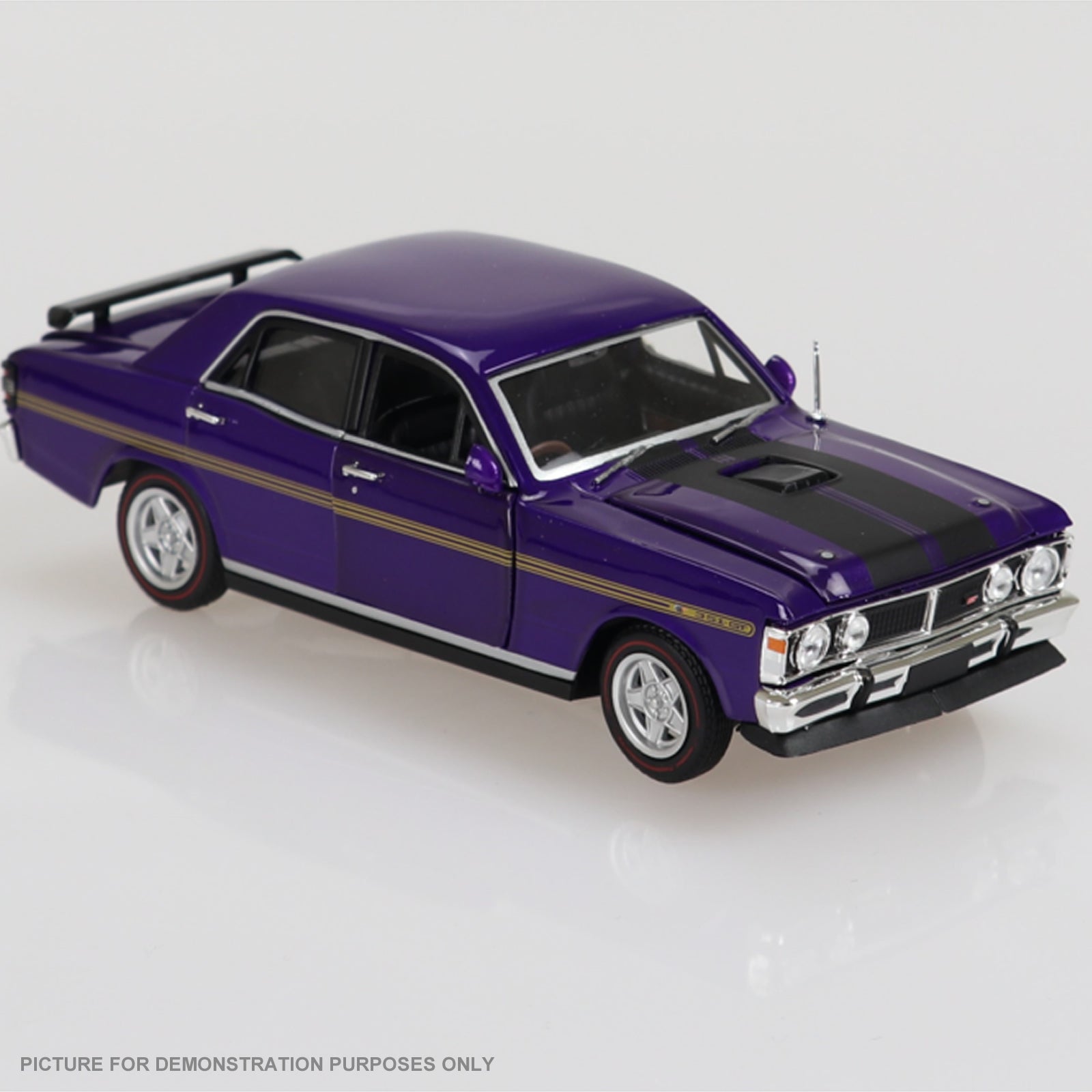 DDA Collectibles Series - 1:32 Purple with Gold Stripes FORD XY GTHO Phase III Falcon