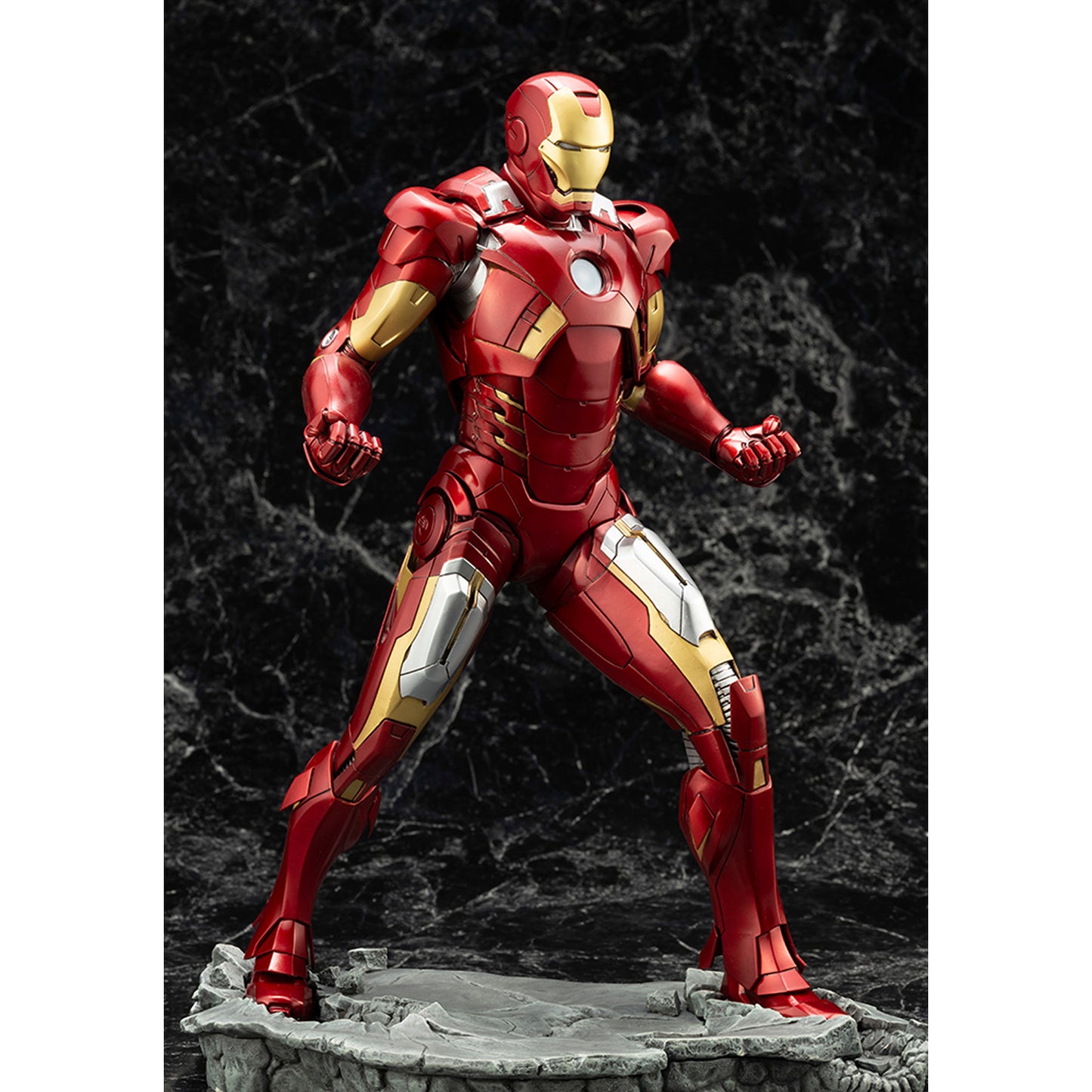 Kotobukiya Marvel Avengers Movie Iron Man Mark 7 ArtFx Statue