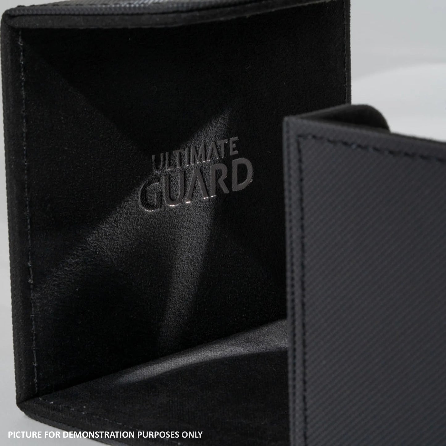 Ultimate Guard Sidewinder Xenoskin 80+ Monocolour BLACK
