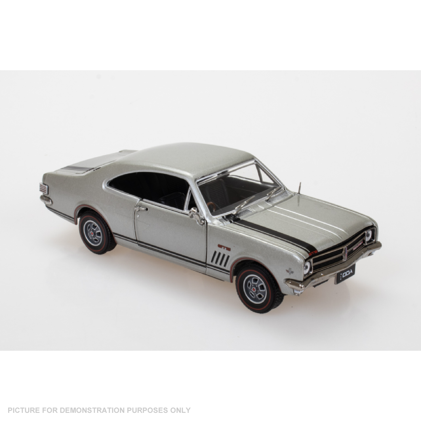 DDA 1:32 Silver HK GTS 327 Monaro