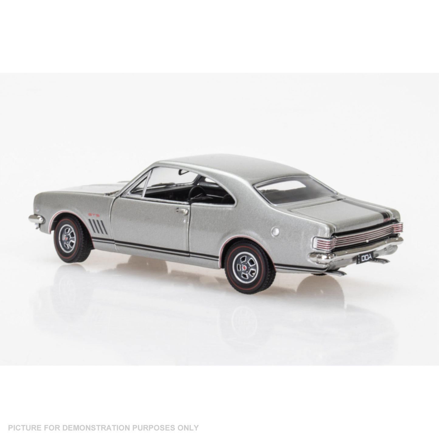 DDA 1:32 Silver HK GTS 327 Monaro