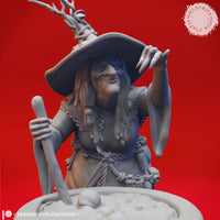 YKS Miniatures - Barovian Witch - Cauldron (M)